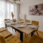 דירה Lumen Homes - Altstadt-residenz, Direkt Im Zentrum, Geraeumiges Mit 5 Zimmern, Kueche *