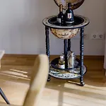 Lumen Homes - Altstadt-residenz, Direkt Im Zentrum, Geraeumiges Mit 5 Zimmern, Kueche *