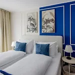 Lumen Homes - Altstadt-residenz, Direkt Im Zentrum, Geraeumiges Mit 5 Zimmern, Kueche מינכן