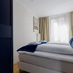 Lumen Homes - Altstadt-residenz, Direkt Im Zentrum, Geraeumiges Mit 5 Zimmern, Kueche דירה