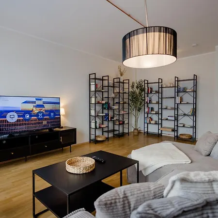 Lumen Homes - Altstadt-residenz, Direkt Im Zentrum, Geraeumiges Mit 5 Zimmern, Kueche Lägenhet München