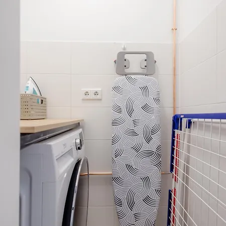 Lumen Homes - Altstadt-residenz, Direkt Im Zentrum, Geraeumiges Mit 5 Zimmern, Kueche * München