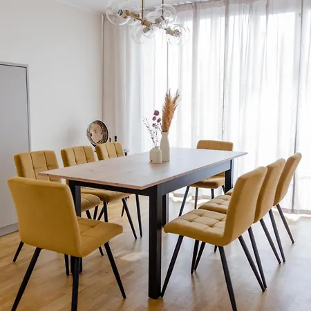 Lumen Homes - Altstadt-residenz, Direkt Im Zentrum, Geraeumiges Mit 5 Zimmern, Kueche München