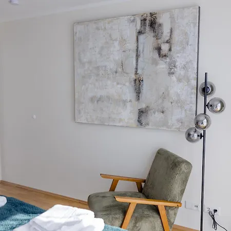 Lumen Homes - Altstadt-residenz, Direkt Im Zentrum, Geraeumiges Mit 5 Zimmern, Kueche Appartamento *