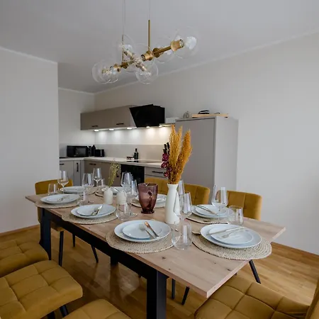 Lumen Homes - Altstadt-residenz, Direkt Im Zentrum, Geraeumiges Mit 5 Zimmern, Kueche Apartment Munich