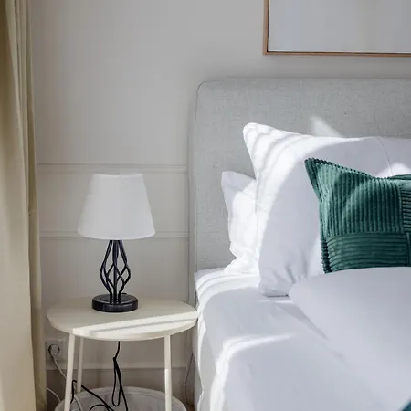 Lumen Homes - Altstadt-residenz, Direkt Im Zentrum, Geraeumiges Mit 5 Zimmern, Kueche Apartment *