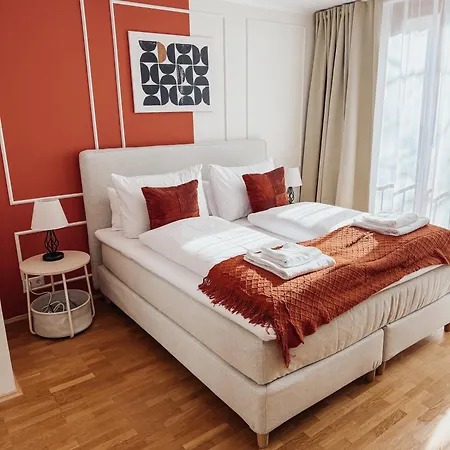 Lumen Homes - Altstadt-residenz, Direkt Im Zentrum, Geraeumiges Mit 5 Zimmern, Kueche Apartment Munich